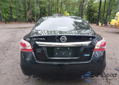 2013 Nissan Altima 2.5 S z USA, uszkodzony, nr VIN 1N4AL3AP6DC277237